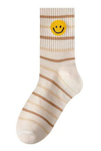 Load image into Gallery viewer, Smiley Socks
